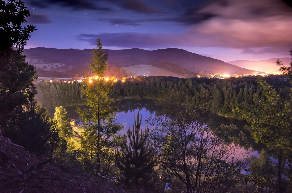 Rezidence U Jezera Hotel Jeseník Buitenkant foto