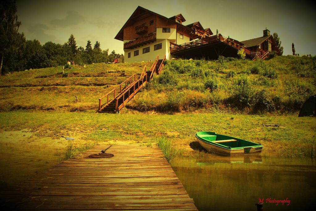 Rezidence U Jezera Hotel Jeseník Buitenkant foto