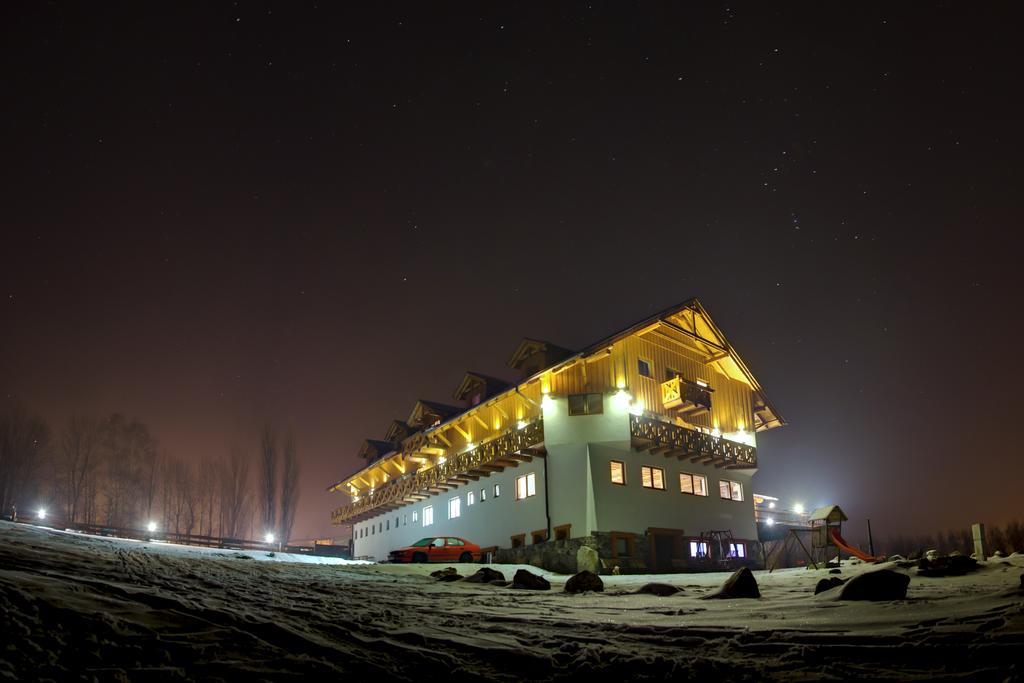 Rezidence U Jezera Hotel Jeseník Buitenkant foto